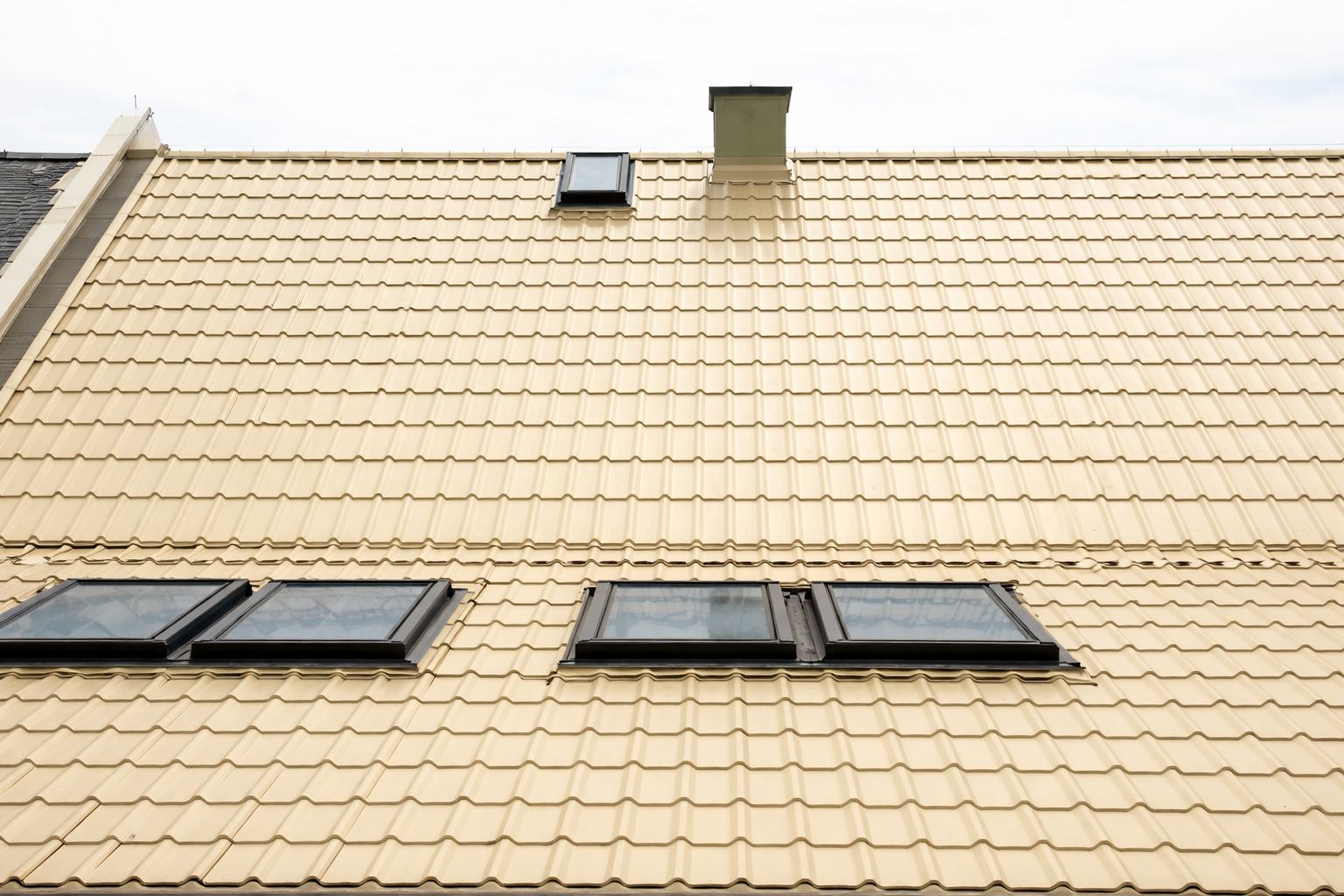 Металлочерепица Экоррей для кровли